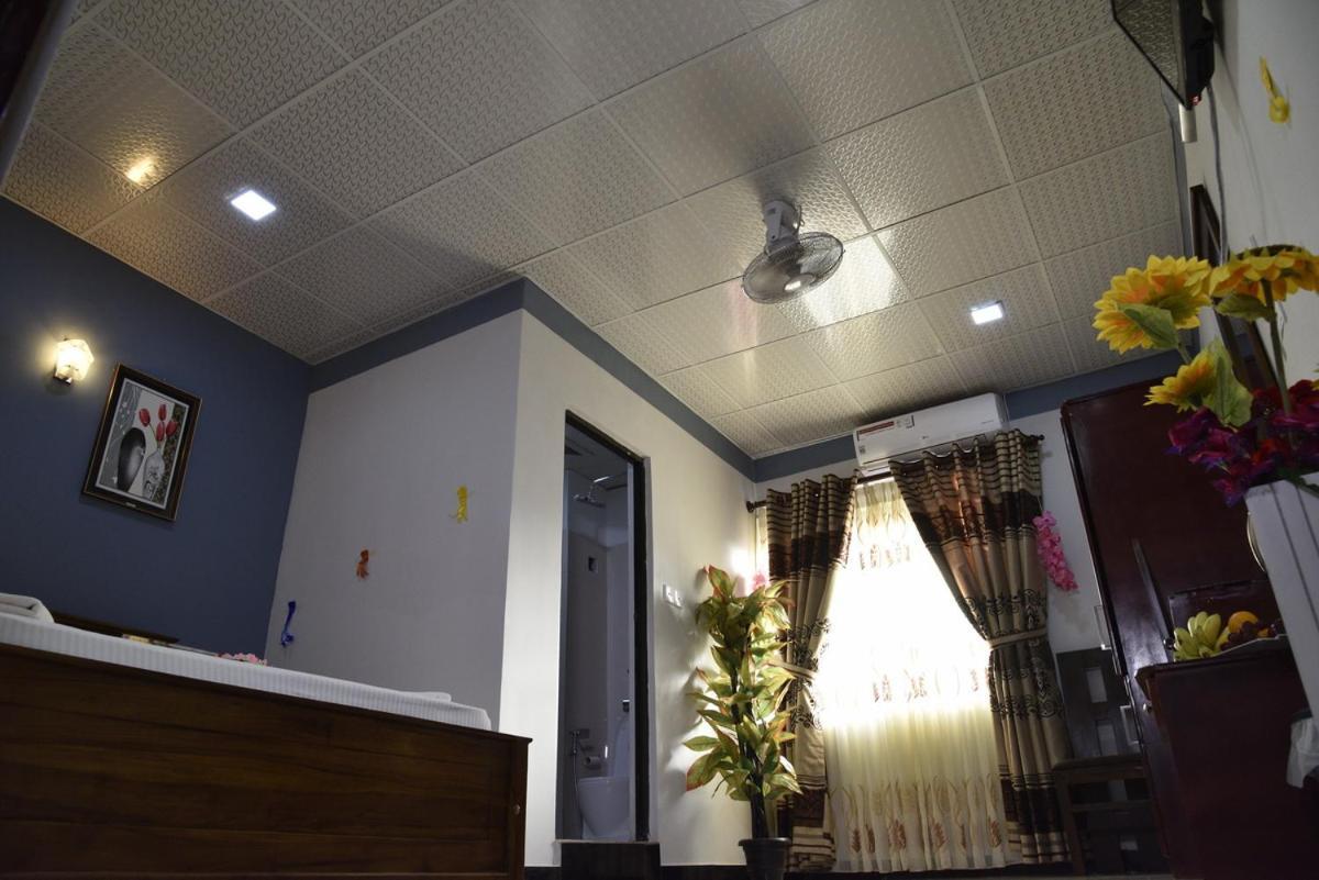 Global City Hotel Maligawatta ภายนอก รูปภาพ