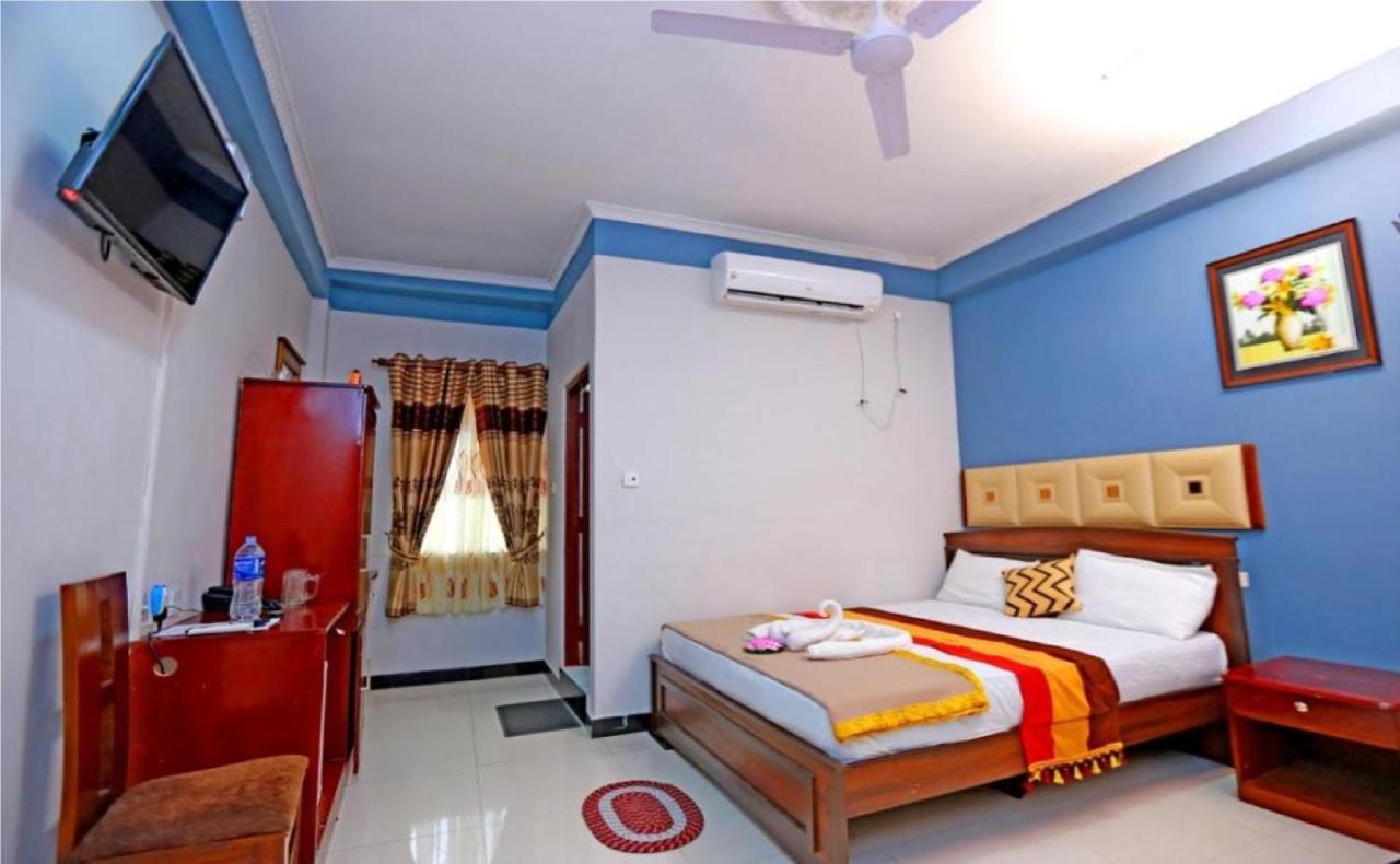 Global City Hotel Maligawatta ภายนอก รูปภาพ